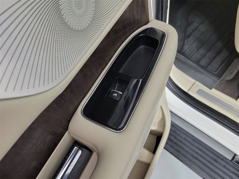 Used 2019 Lincoln Navigator L Reserve w/ Cargo Package image 14