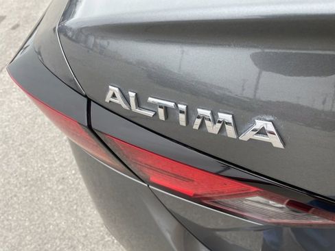 Used 2020 Nissan Altima 2.5 SR image 10