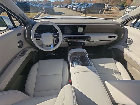 New 2026 Hyundai Palisade Limited FWD image 18