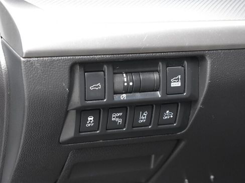 Used 2018 Subaru Outback 2.5i Premium AWD/4WD image 17