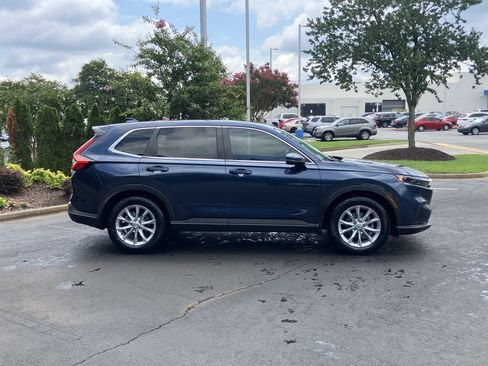 Used 2024 Honda CR-V EX-L image 11