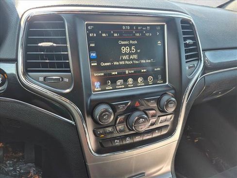 Used 2017 Jeep Grand Cherokee Trailhawk AWD/4WD image 13