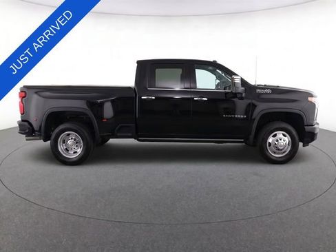 Used 2023 Chevrolet Silverado 3500 High Country AWD/4WD image 6
