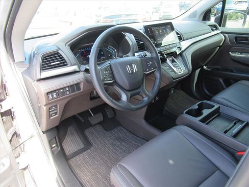 Used 2024 Honda Odyssey EX-L image 14