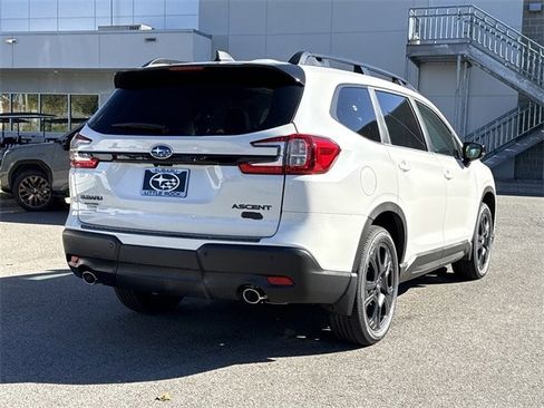 New 2025 Subaru Ascent Onyx Edition image 3