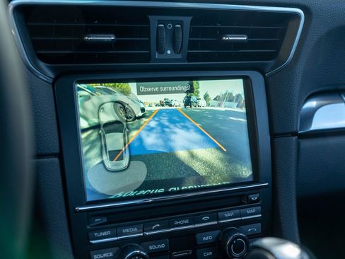 Used 2016 Porsche 911 Carrera S image 30