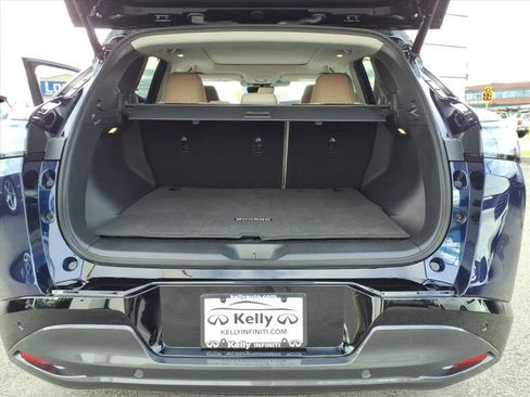 Used 2025 Nissan Murano Platinum w/ Cargo Package image 16