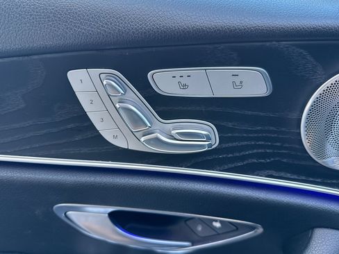 Used 2017 Mercedes-Benz E 300 image 30