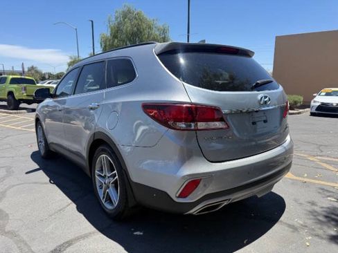 Used 2017 Hyundai Santa Fe FWD w/ Cargo Package image 5