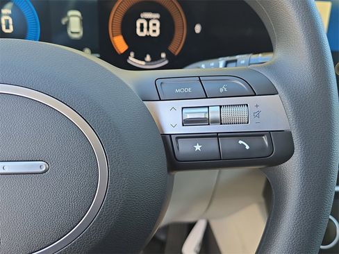 New 2026 Hyundai Tucson SEL image 18