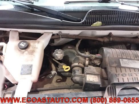 Used 2017 GMC Savana 2500 image 9