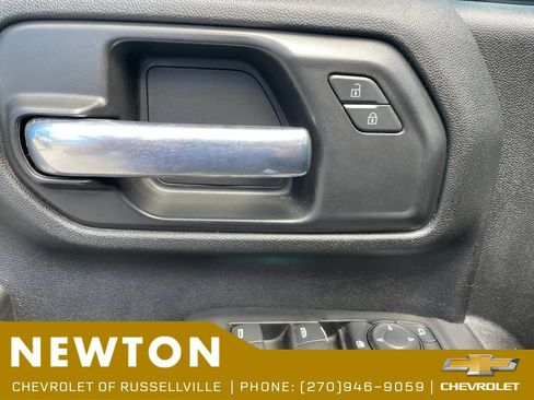 Used 2021 GMC Sierra 3500 4x4 Crew Cab w/ Convenience Package image 9