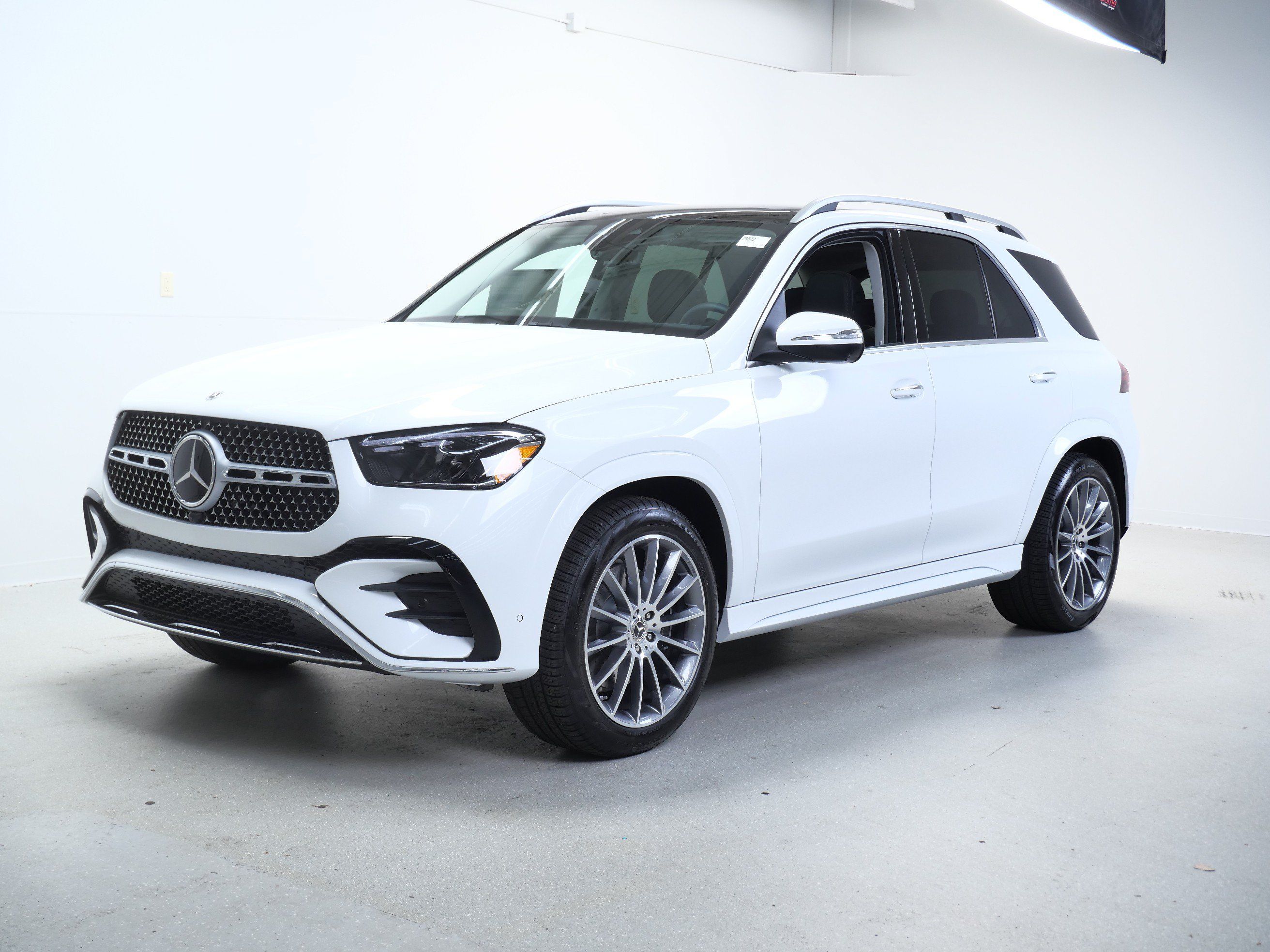 New 2026 Mercedes-Benz GLE 350 4MATIC image 4