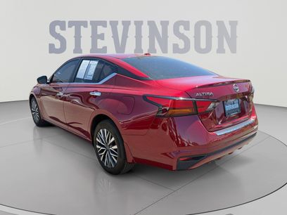 Used 2023 Nissan Altima 2.5 SV