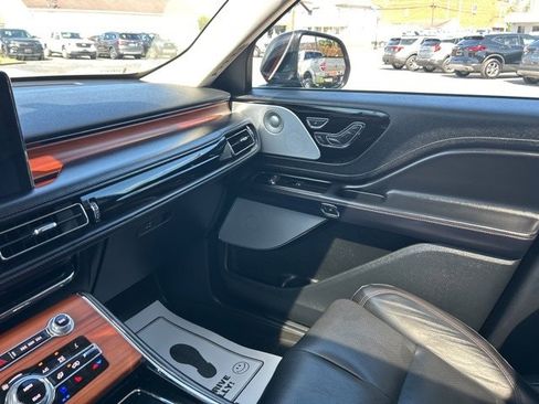 Used 2020 Lincoln Aviator Reserve w/ Equipment Group 201A image 24