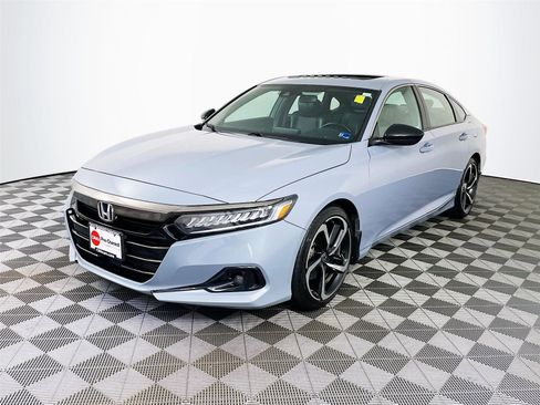 Used 2021 Honda Accord Sport image 3