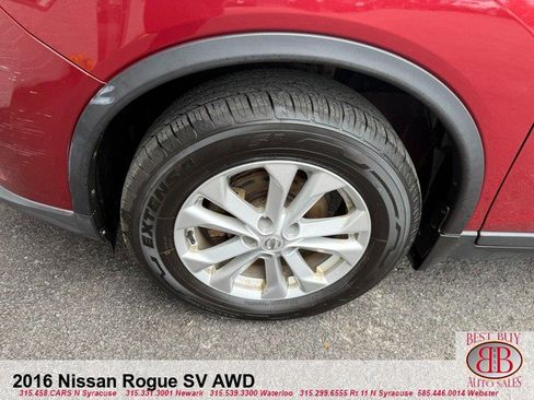 Used 2016 Nissan Rogue SV w/ SV Premium Package AWD/4WD image 9