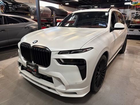 Used 2023 BMW ALPINA XB7 Base image 11