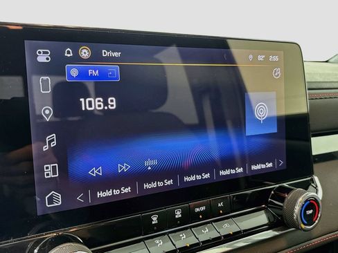Certified 2023 Chevrolet Colorado Z71 w/ Advanced Trailering Package AWD/4WD image 18