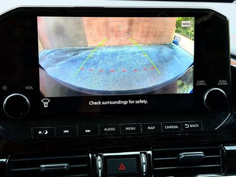 Used 2022 Nissan Pathfinder SL FWD image 72
