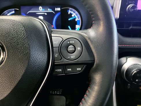 Used 2023 Toyota RAV4 SE image 24