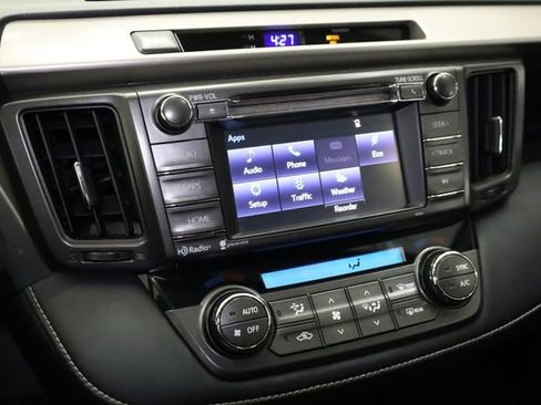 Used 2015 Toyota RAV4 XLE image 17
