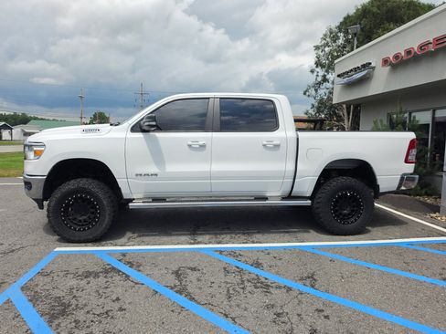 Used 2022 RAM 1500 Big Horn AWD/4WD image 7