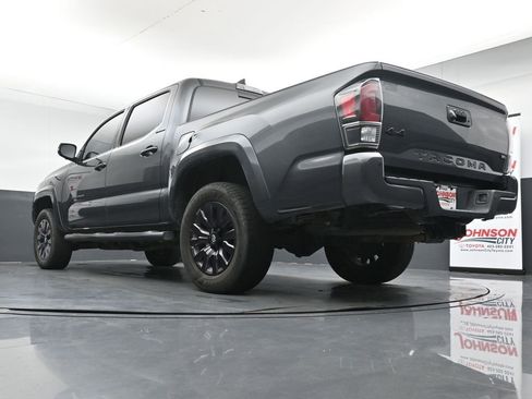 Used 2021 Toyota Tacoma Limited w/ Nightshade Package AWD/4WD image 38