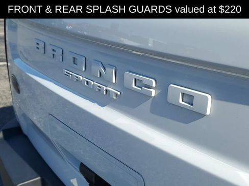 Used 2022 Ford Bronco Sport Outer Banks w/ Tech Package AWD/4WD image 12