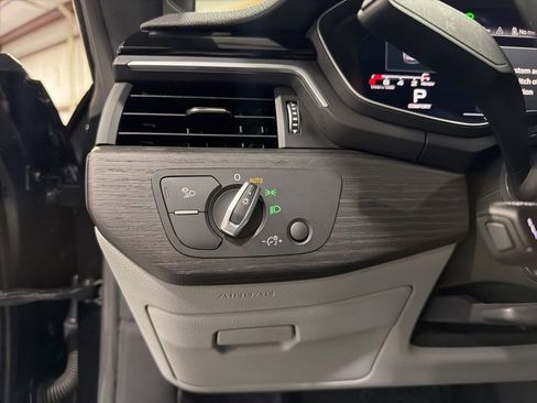 Used 2022 Audi A5 2.0T Premium Plus image 18