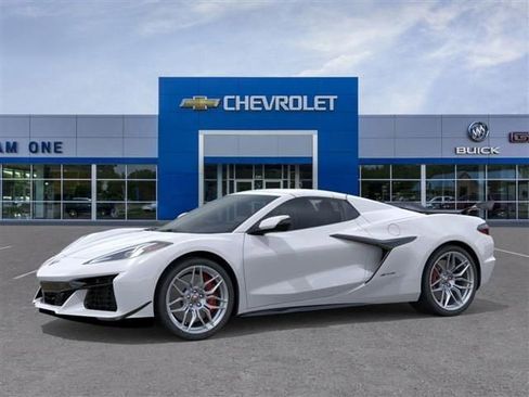 New 2026 Chevrolet Corvette Z06 w/ Z07 Performance Package image 2