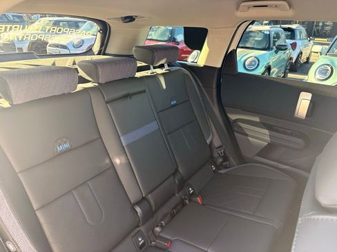 Used 2025 MINI Cooper Countryman S w/ Comfort Package Max image 19