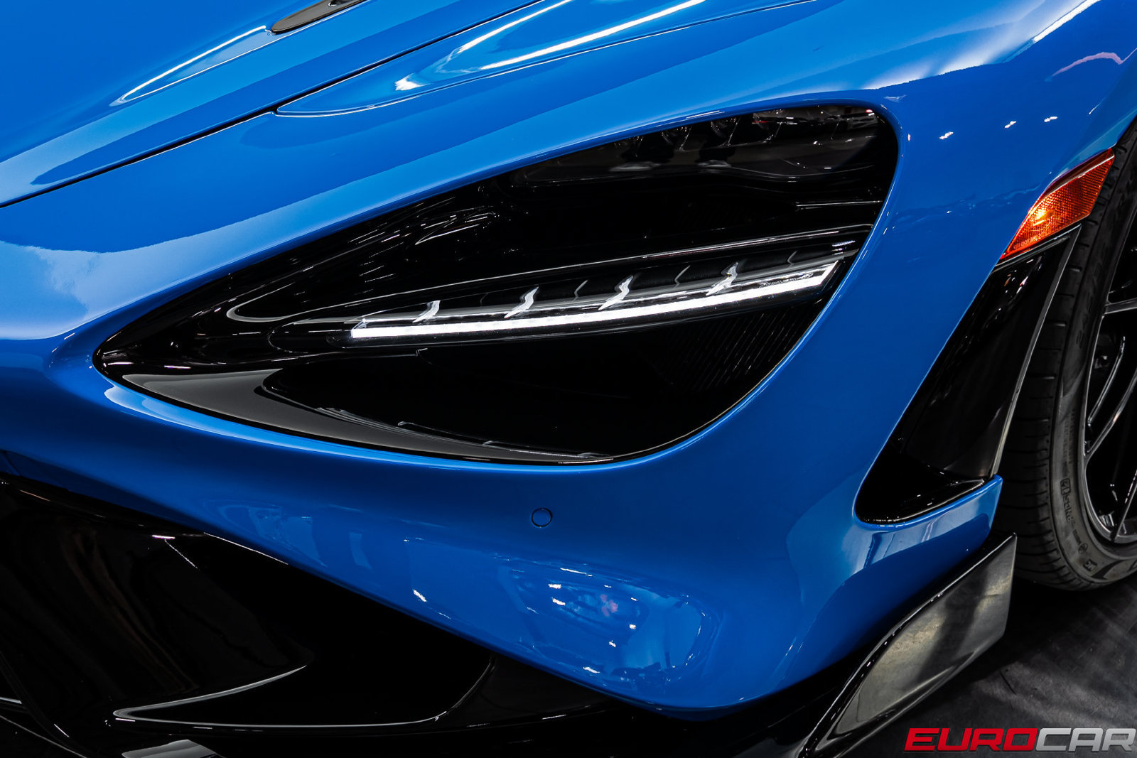 Used 2022 McLaren 765LT RWD image 15