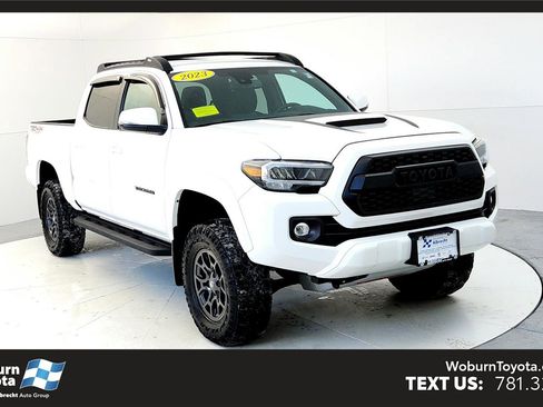 Used 2023 Toyota Tacoma TRD Sport image 1