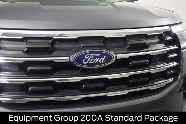 Used 2025 Ford Explorer Active w/ Active Comfort Package AWD/4WD image 19