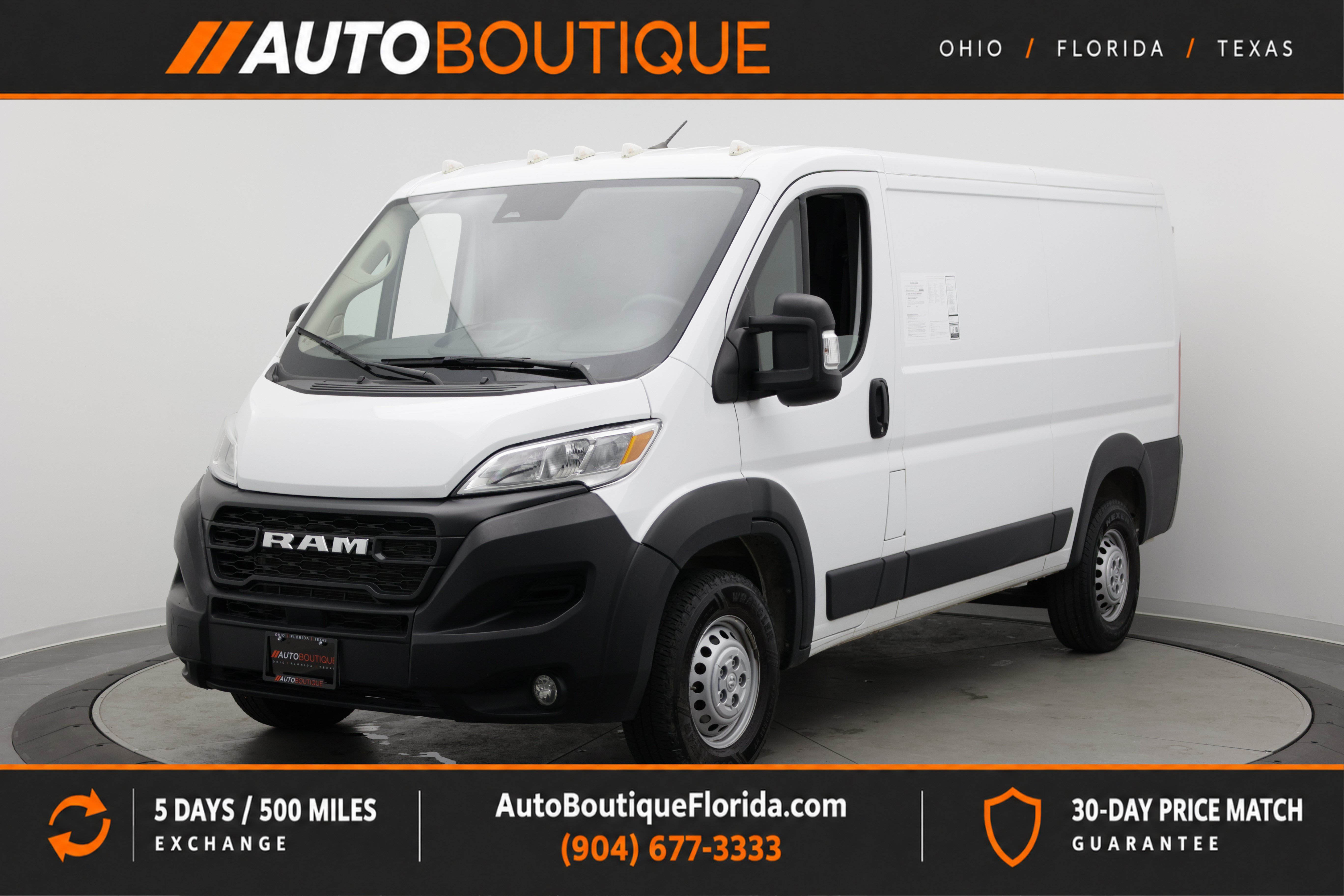 Used 2025 RAM ProMaster 2500 w/ Convenience Group FWD image 1