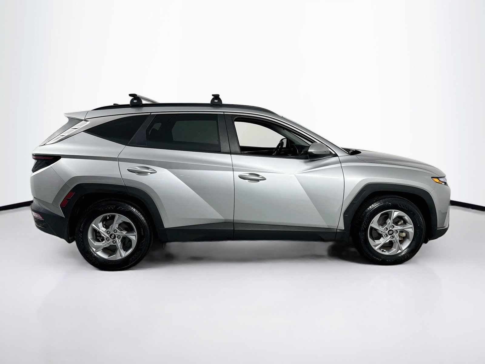 Used 2023 Hyundai Tucson SEL FWD image 4