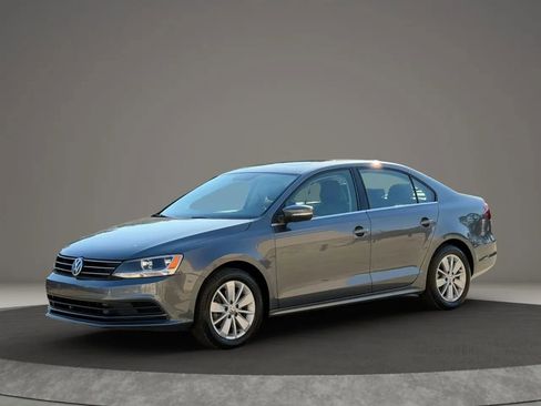 Used 2016 Volkswagen Jetta SE image 7