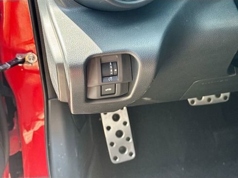 Used 2023 Toyota GR86 Premium image 10