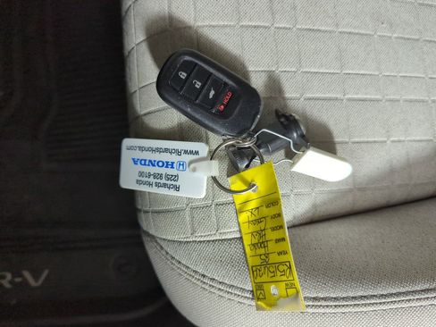 Used 2025 Honda HR-V LX image 24