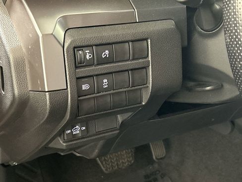 Used 2025 Toyota Tacoma SR5 image 12