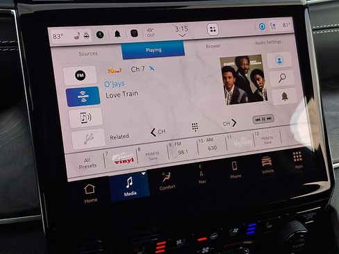 Used 2023 Jeep Grand Cherokee L Limited w/ Luxury Tech Group II image 18