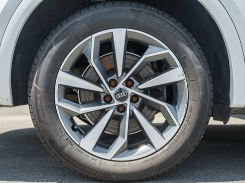 Used 2023 Audi Q5 2.0T Premium Plus w/ Premium Plus Package AWD/4WD image 24