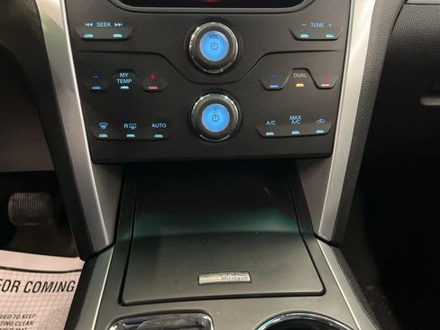 Used 2011 Ford Explorer XLT w/ 202A Rapid Spec Order Code image 25