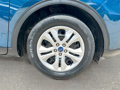 Used 2020 Ford Escape S image 28