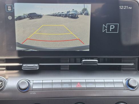 Used 2025 Hyundai Kona SE AWD/4WD image 23