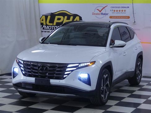 Used 2022 Hyundai Tucson Limited w/ Cargo Package FWD image 4