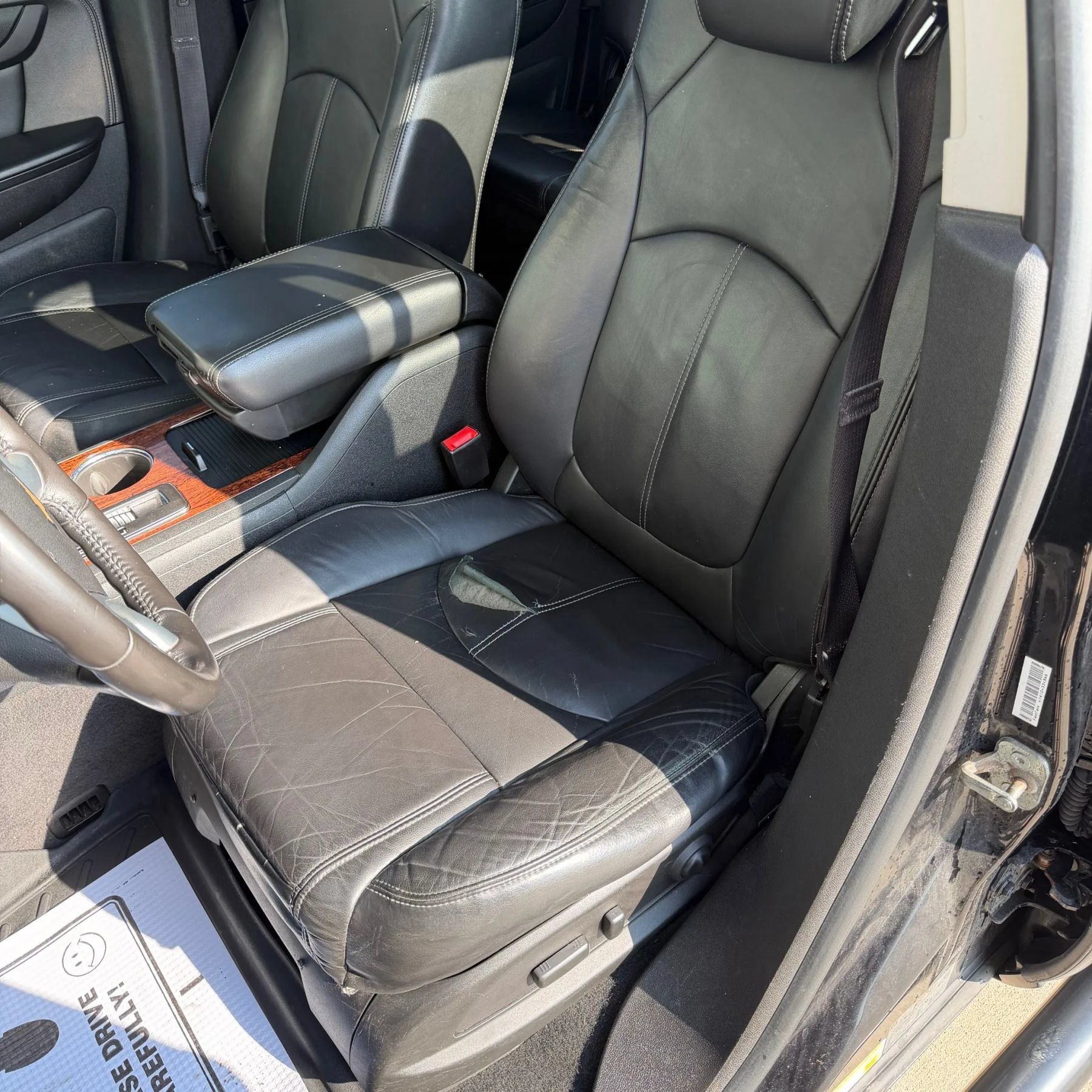 Used 2014 Chevrolet Traverse LT FWD image 6