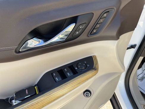 Used 2019 GMC Acadia Denali w/ Technology Package image 14