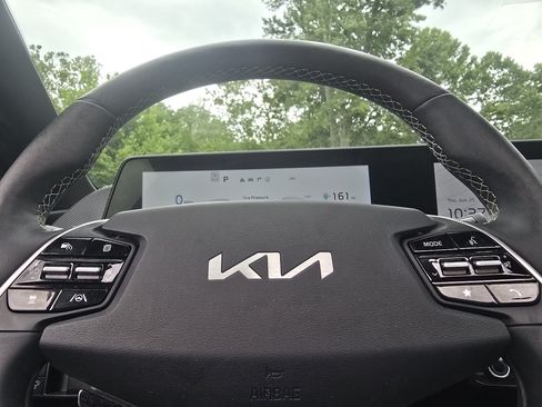Used 2023 Kia EV6 GT-Line w/ GT-Line Suede Seat Package AWD/4WD image 29